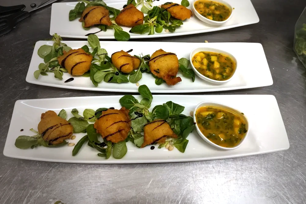 Plat de la carte d'automne du restaurant Le Preti, dressé en cuisine